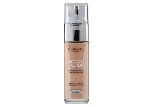 L'Oréal Paris Accord Parfait 4.r/2.c vanille rosé fondotinta fluido naturale 30ml