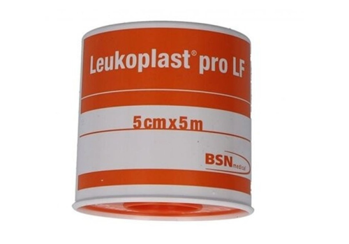 Leukoplast Pro LF cerotto con ossido di zinco in rocchetto 5cm x 5m